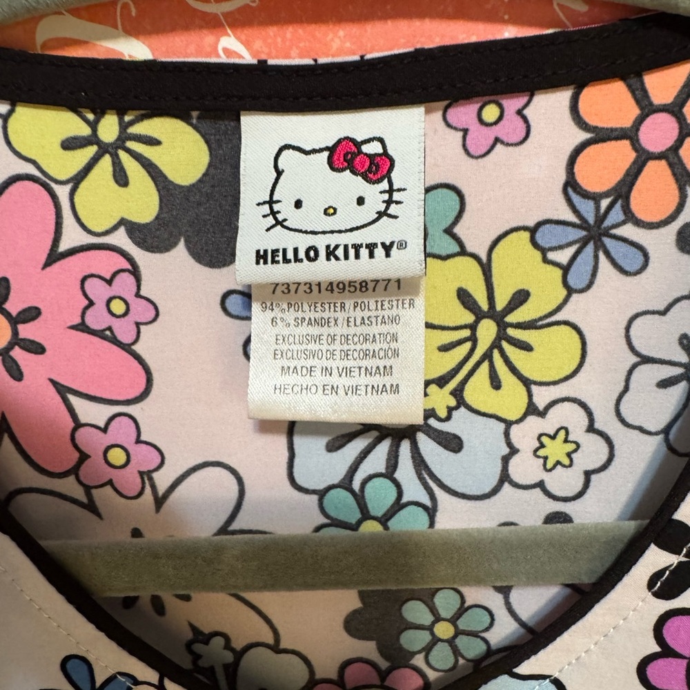 Hello Kitty Multicolor Floral Scrub Top - Picture 2 of 7